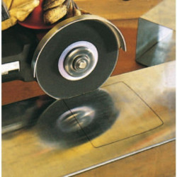 DISQUE A EBARBER 76x6.3x10 SG ACIER