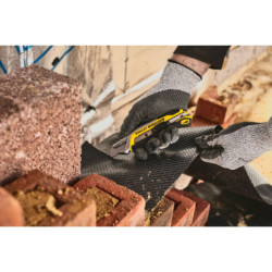 CUTTER QUICK SNAP FATMAX 18 MM BOUTON POUSSOIR
