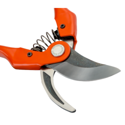 SECATEUR DE JARDIN P126