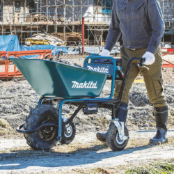 BROUETTE SUR BATTERIE MAKITA 18V LI-ion AVEC BATTERIE CHARGEUR ET RIDELLES