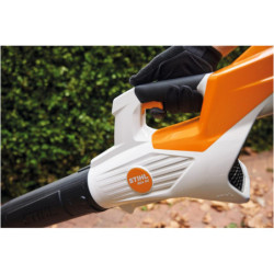 Souffleur BGA 50 Avec batterie AK20 et chargeur AL101