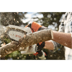 Scie de jardin GTA 26 Avec batterie AS2. chargeur AL1. rallonge