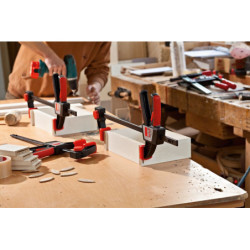 PRESSE UNE MAIN SERRAGE 450mm EZS45-8
