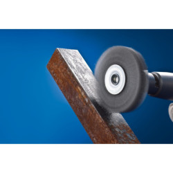 Brosse métallique plate sur tige 6 mm fil acier RBU