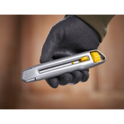 CUTTER INTERLOCK 18 MM