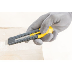 CUTTER STANDARD 18MM (VRAC)