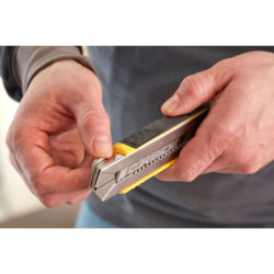 CUTTER 25MM A CARTOUCHE FATMAX