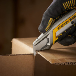 LAMES DE CUTTERS 18MM - CARTE 10 LAMES - FATMAX