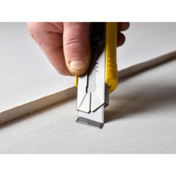 LAMES DE CUTTERS 18MM - CARTE 10 LAMES - FATMAX